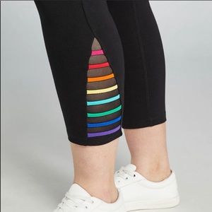 Livi Active Capri Rainbow 14/16 Leggings